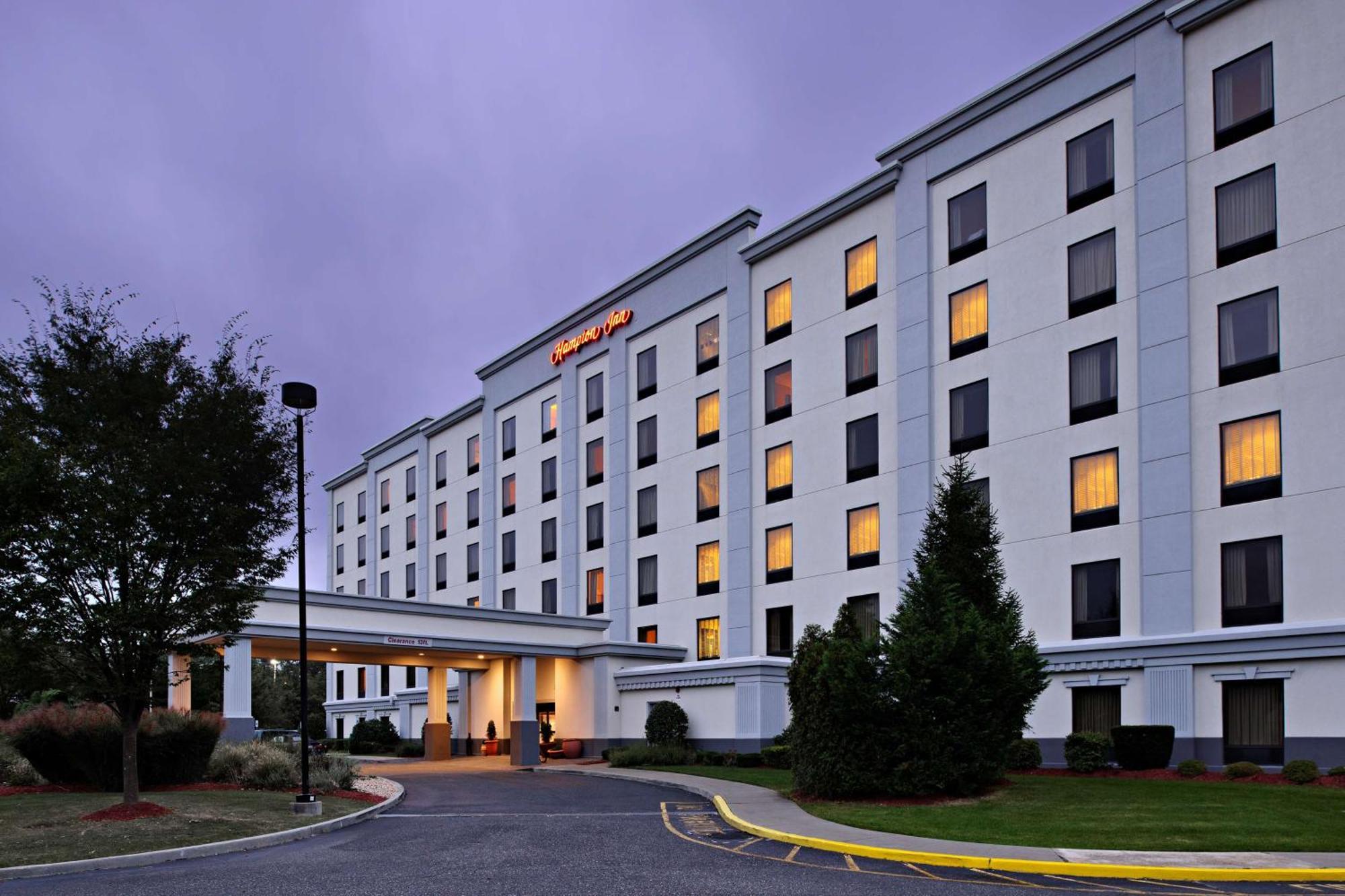 Hampton Inn Long Island-Brookhaven Farmingville Eksteriør bilde