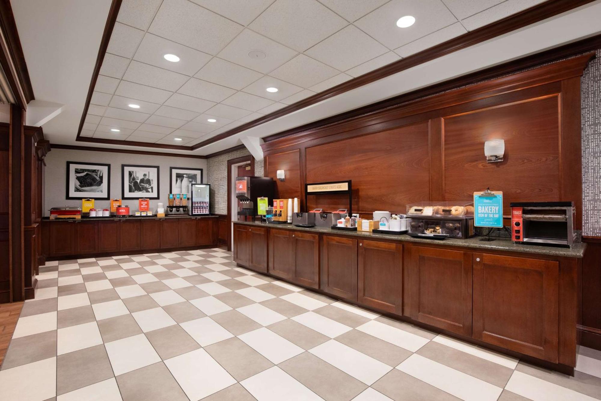 Hampton Inn Long Island-Brookhaven Farmingville Eksteriør bilde