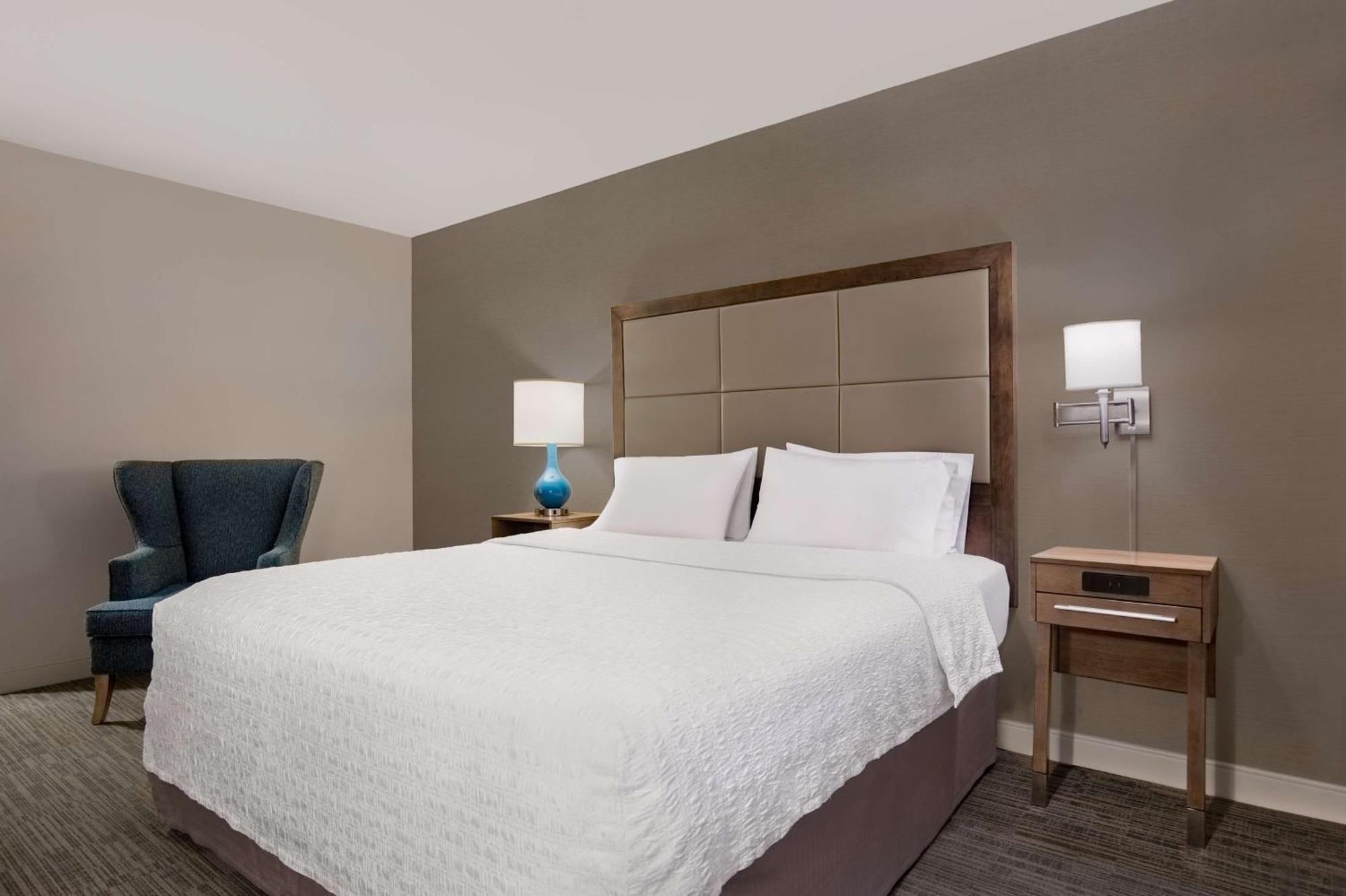 Hampton Inn Long Island-Brookhaven Farmingville Eksteriør bilde