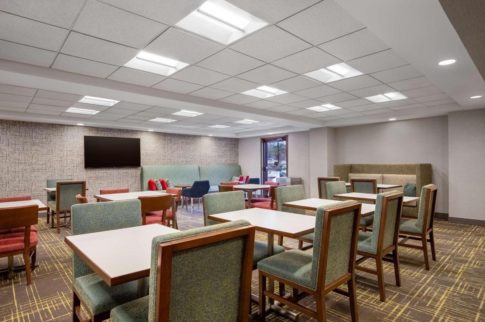 Hampton Inn Long Island-Brookhaven Farmingville Eksteriør bilde